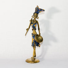 Charger l'image dans la galerie, Statuette Femme Africaine - Daba - Bronze Bleu