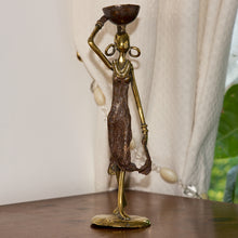 Charger l'image dans la galerie, Statuette Femme Africaine - Calebasse - Bronze