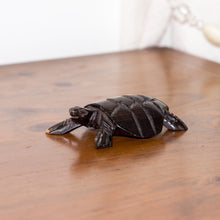 Charger l&#39;image dans la galerie, Statuette Tortue Africaine - Noir
