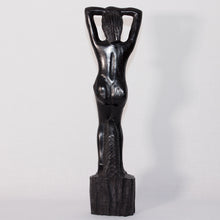 Charger l&#39;image dans la galerie, Statuette Femme Africaine - Mains sur la Tête - Bois
