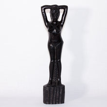 Charger l&#39;image dans la galerie, Statuette Femme Africaine - Mains sur la Tête - Bois
